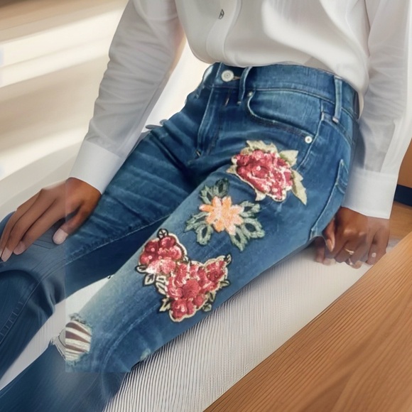 Express Womens Jeans size 0 Sequins Embellished Skinny Festival going out Denim - Picture 3 of 8